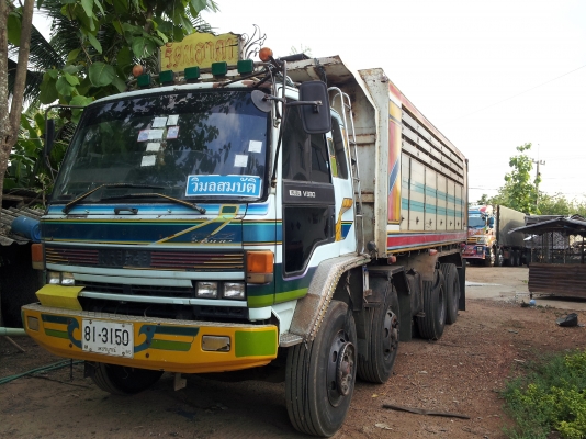 ขายอีซูสุร็อกกี้ 210 หัวขาวแม่ลูกดั้มเนียมชุ้นชัยเครือง270เเรงม้า