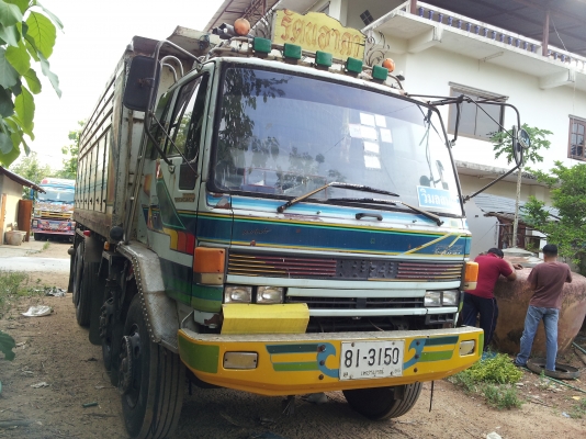 ขายอีซูสุร็อกกี้ 210 หัวขาวแม่ลูกดั้มเนียมชุ้นชัยเครือง270เเรงม้า