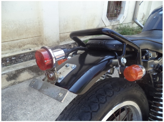 Yamaha SR400 ขายถูกๆ------------- 49,000 บาท Yamaha SR400 ขายถูกๆ------------- 49,000 บาท