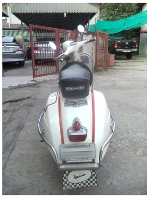 Vespa Sprint 150cc หัวเหลี่ยมแท้ๆ จดปี2516