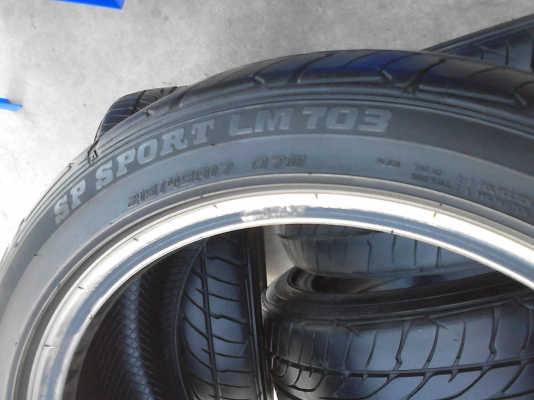 215/45R17 DUNLOP SP SPORT LM703 มีชุดสภาพใหม่ๆ 4 เส้น ปี2013 TEL.081-427-3941 215/45R17 DUNLOP SP SPORT LM703 มีชุดสภาพใหม่ๆ 4 เส้น ปี2013 TEL.081-427-3941