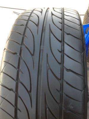215/45R17 DUNLOP SP SPORT LM703 มีชุดสภาพใหม่ๆ 4 เส้น ปี2013 TEL.081-427-3941 215/45R17 DUNLOP SP SPORT LM703 มีชุดสภาพใหม่ๆ 4 เส้น ปี2013 TEL.081-427-3941