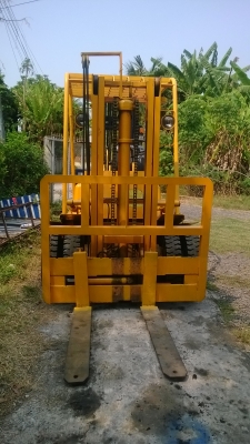 ขายโฟล์คลิฟท์นำเข้าญี่ปุ่น*MITSUBISHI*2FD20*2XXXชั่วโมง*สไลด์ได้*175000บาท