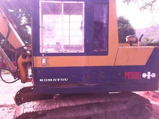 รถแบคโฮ pc60-3 รถแบคโฮ pc60-3