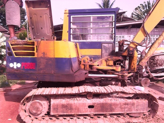 รถแบคโฮ pc60-3