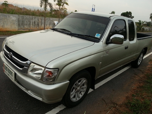 TOYOTA - HILUX TIGER D4D EXTRACAB 2004
