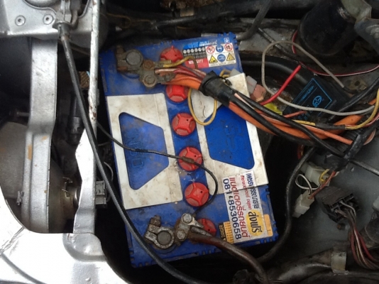 ขายbmw520iโฉม1983ราคา37,000บาท ขายbmw520iโฉม1983ราคา37,000บาท