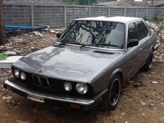 ขายbmw520iโฉม1983ราคา37,000บาท ขายbmw520iโฉม1983ราคา37,000บาท