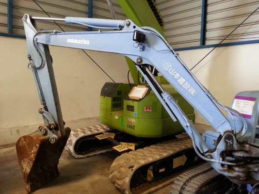 KOMATSU PC30-7E 28677 ไม่มีเก๋ง