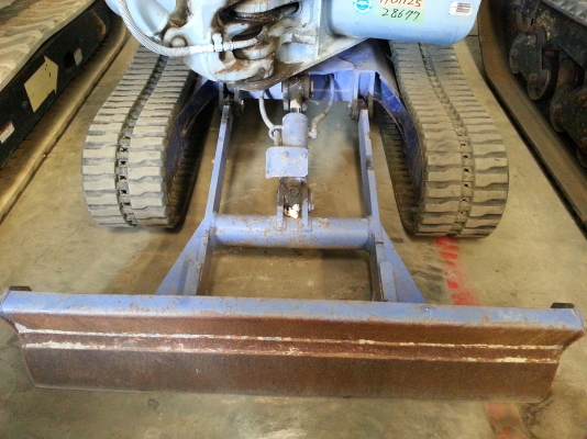 KOMATSU PC30-7E 28677 ไม่มีเก๋ง