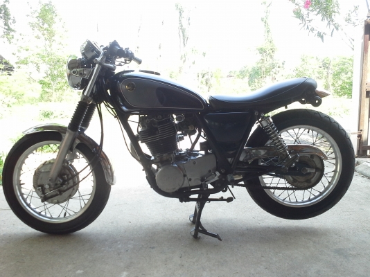 ขายYamaha Sr400cc.เครื่องแน่น รถประกอบใหม่ สภาพตามรูปครับ