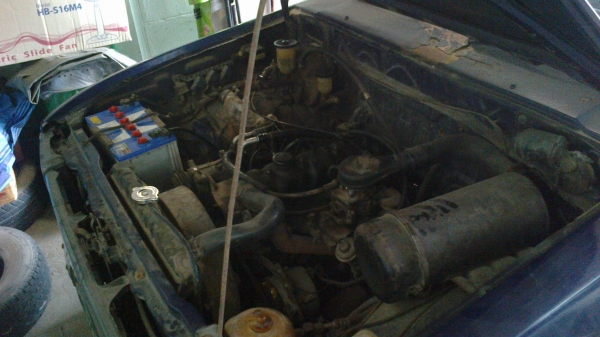 ขายครับ TOYOTA RN20 เครื่อง 1600 เบนซิน หัวเดืยว มีโครงหลังคาพร้อมครับ