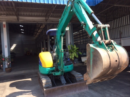 รถขุด KOMATSU PC30MR (รุ่น8) มือสอง นำเข้าจากญี่ปุ่น พร้อมใช้งาน