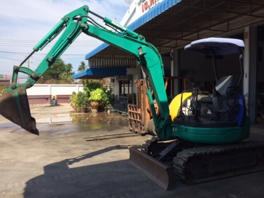 รถขุด KOMATSU PC30MR (รุ่น8) มือสอง นำเข้าจากญี่ปุ่น พร้อมใช้งาน