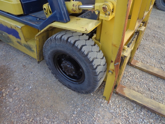 รถยก KOMATSU FG20-11 เครื่องเบนซิน ติดต่อคุณจิ๊ด โทร. 089-7949488 รถยก KOMATSU FG20-11 เครื่องเบนซิน ติดต่อคุณจิ๊ด โทร. 089-7949488