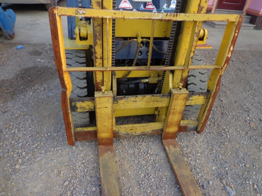 รถยก KOMATSU FG20-11 เครื่องเบนซิน ติดต่อคุณจิ๊ด โทร. 089-7949488