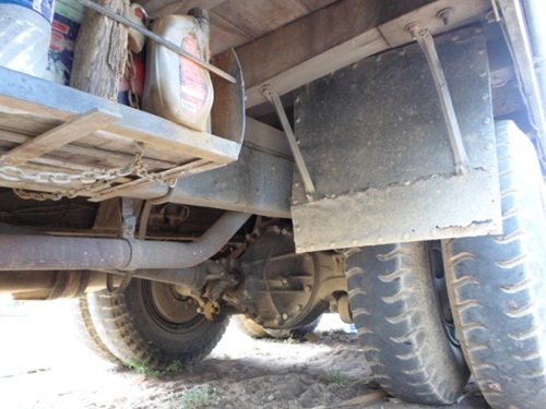 ขายรถสิบล้อหัวยาวเครื่อง6BGดีมากคานหน้าใหญ่เบลคชิพฟีช่วงล่าง200เพลาเดียวพวงมาลัยเพลาเวอร์หลังถนนวิ่งดีมาก