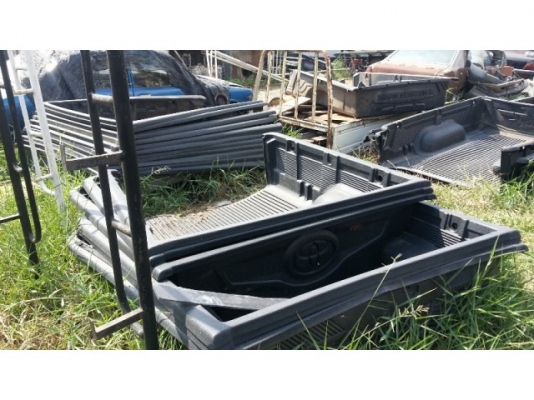 พื้นปูกระบะ หลายรุ่นขายเหมาอันละ 900