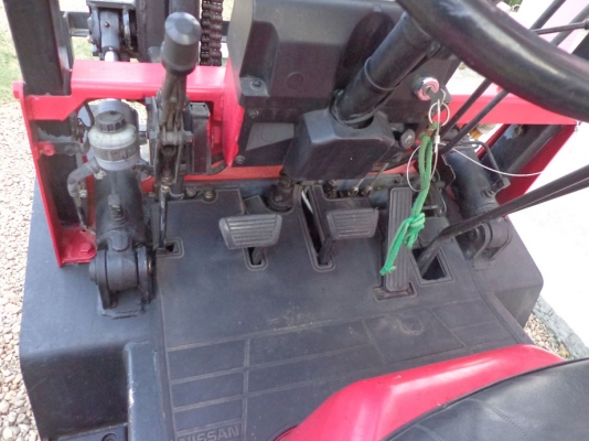 รถยก NISSAN PJ02 เครื่องเบนซิน ติดต่อคุณจิ๊ด โทร. 089-7949488