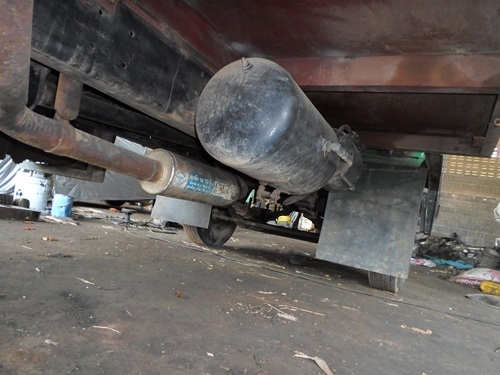 ขายรถอีแต๋นเทนเลอย์หกล้อเครื่องอีสุสุ115HPรถใช้งานได้ดีมากคัชซีสวยมาก