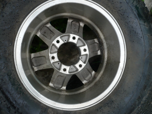 ล้ออะไหล่อีซูซุ VEGAแท้ครับ ล้ออะไหล่อีซูซุ VEGAแท้ครับ