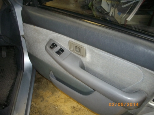 ขาย  TOYOTA Soluna โซลูน่า 97