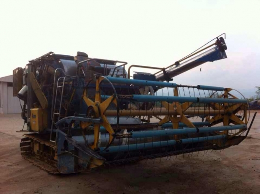 ขายรถเกี่ยวข้าวเกษตรพัฒนา จ้าวช้างไวไฟ ด่วนครับ