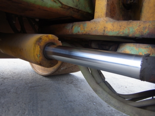 รถบดถนนสามล้อเหล็ก SAKAI รุ่น R2H