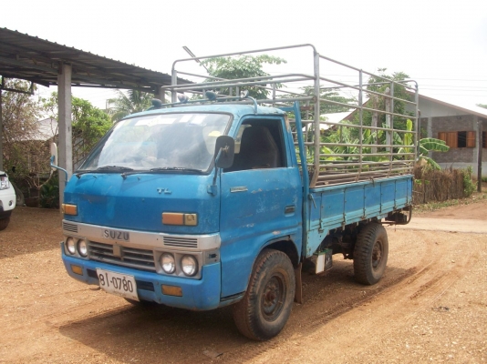 รถบรรทุกพร้อมใช้งาน    85  แรงม้า