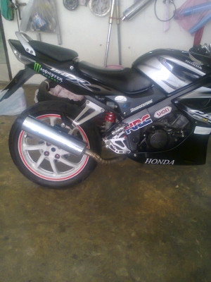 cbr150  โปรอามพร้อมทะเบียนติดต่อ 24 ช ม