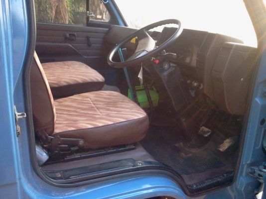 ขายรถ6ล้อดั๊ม NPR 115 hp.รถวิ่งงานอยู่ทุกวันคับ เจ้าของขายเองคับ ขายรถ6ล้อดั๊ม NPR 115 hp.รถวิ่งงานอยู่ทุกวันคับ เจ้าของขายเองคับ