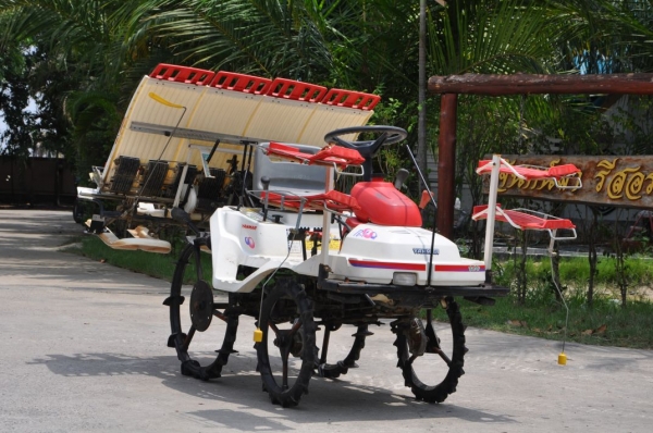 ขายรถดำนา YANMAR pe-1 สภาพสวยเดิมจากญี่ปุ่นยังไม่เคยใช้ในไทย 38,000 เท่านั้น!!