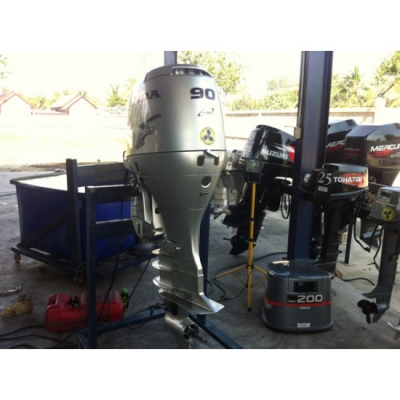 ขายเครื่องยนต์เรือ Honda BF90 4จังหวะ มือสองจากญี่ปุ่น หางยาว-หางสั้น