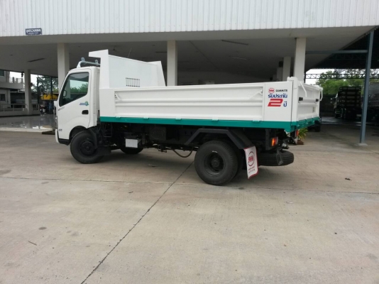 ขายรถบรรทุก6ล้อ  HINO