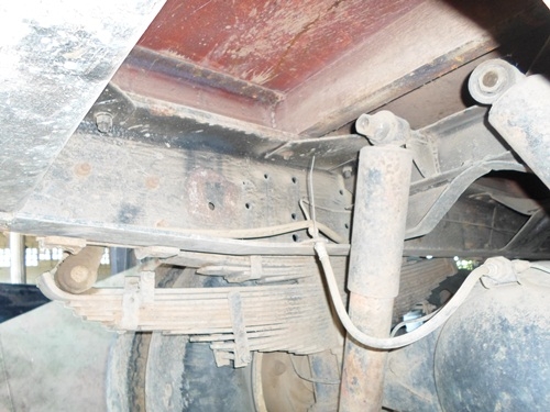 ขายรถอีแต๋นเทนเลอย์หกล้อเครื่องอีสุสุ115HPรถใช้งานได้ดีมากคัชซีสวยมากใช้ในงานเกษตทั่วไป