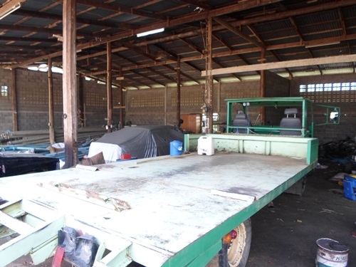 ขายรถอีแต๋นเทนเลอย์หกล้อเครื่องอีสุสุ115HPรถใช้งานได้ดีมากคัชซีสวยมากใช้ในงานเกษตทั่วไป