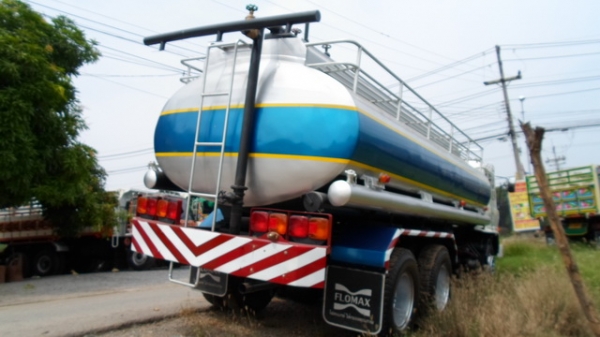 ขายรถบรรทุกน้ำ HINO F-18 พร้อมใช้