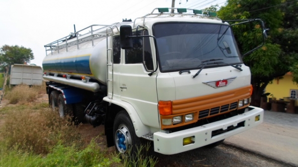 ขายรถบรรทุกน้ำ HINO F-18 พร้อมใช้