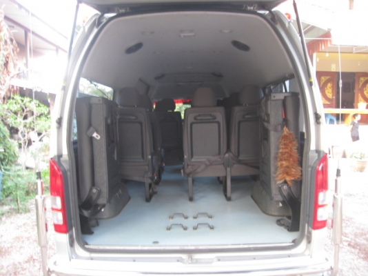 ขายดาวน์ Toyota Commuter2011 ใช้รับส่งนักเรียน สภาพเดิมๆ