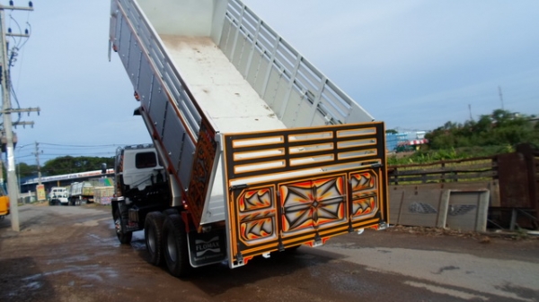 ชายรถดัมพ์ Rocky-210 สภาพเยี่ยม