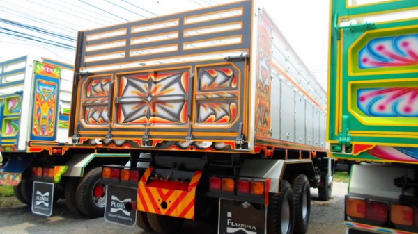 ชายรถดัมพ์ Rocky-210 สภาพเยี่ยม