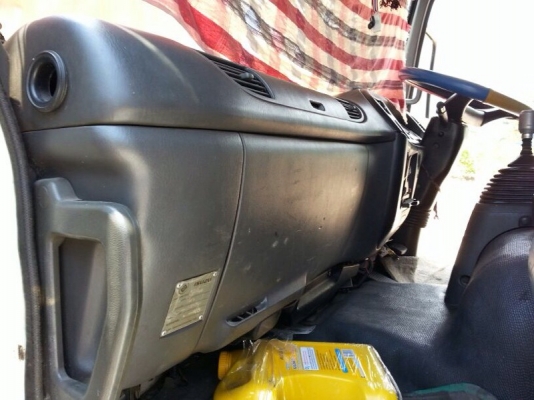 รถอีซูซุ 10 ล้อ ตู้เย็น 230 แรงม้า. ปี 50 สนใจติดต่อ 081 - 6079515 รถอีซูซุ 10 ล้อ ตู้เย็น 230 แรงม้า. ปี 50 สนใจติดต่อ 081 - 6079515