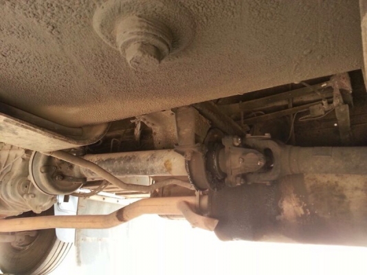 รถอีซูซุ 10 ล้อ ตู้เย็น 230 แรงม้า. ปี 50 สนใจติดต่อ 081 - 6079515 รถอีซูซุ 10 ล้อ ตู้เย็น 230 แรงม้า. ปี 50 สนใจติดต่อ 081 - 6079515