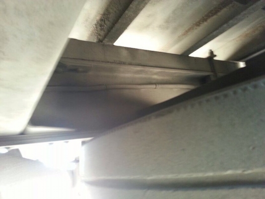 รถอีซูซุ 10 ล้อ ตู้เย็น 230 แรงม้า. ปี 50 สนใจติดต่อ 081 - 6079515 รถอีซูซุ 10 ล้อ ตู้เย็น 230 แรงม้า. ปี 50 สนใจติดต่อ 081 - 6079515