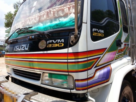 รถอีซูซุ 10 ล้อ ตู้เย็น 230 แรงม้า. ปี 50 สนใจติดต่อ 081 - 6079515 รถอีซูซุ 10 ล้อ ตู้เย็น 230 แรงม้า. ปี 50 สนใจติดต่อ 081 - 6079515