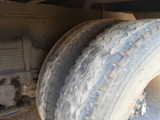 รถอีซูซุ 10 ล้อ ตู้เย็น 230 แรงม้า. ปี 50 สนใจติดต่อ 081 - 6079515 รถอีซูซุ 10 ล้อ ตู้เย็น 230 แรงม้า. ปี 50 สนใจติดต่อ 081 - 6079515