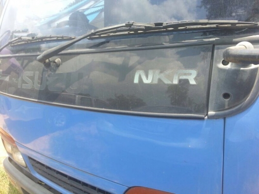 รถอีซูซุ 6 ล้อ ตู้แห้ง  130 แรงม้า. ปี 46  สนใจติดต่อ 081 - 6079515