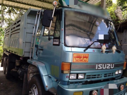 รถอีซูซุ 10 ล้อดั้ม เปลื่ยนเครื่อง 240 แรงม้า ( หัวขาวตัว สุดท้าย. ) สนใจติดต่อ 081 - 6079515 รถอีซูซุ 10 ล้อดั้ม เปลื่ยนเครื่อง 240 แรงม้า ( หัวขาวตัว สุดท้าย. ) สนใจติดต่อ 081 - 6079515