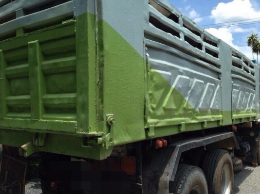 รถอีซูซุ 10 ล้อดั้ม เปลื่ยนเครื่อง 240 แรงม้า ( หัวขาวตัว สุดท้าย. ) สนใจติดต่อ 081 - 6079515 รถอีซูซุ 10 ล้อดั้ม เปลื่ยนเครื่อง 240 แรงม้า ( หัวขาวตัว สุดท้าย. ) สนใจติดต่อ 081 - 6079515