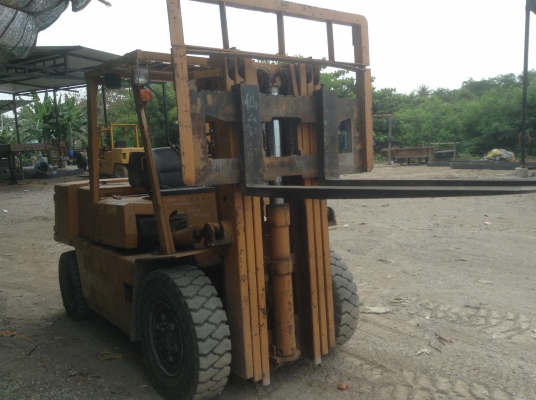 ขายรถยก KOMATSU FD35-4 ยกสูง4.50เมตร เสา3 ท่อนเข้าตู้ไม่ติดหลังคา งายาว